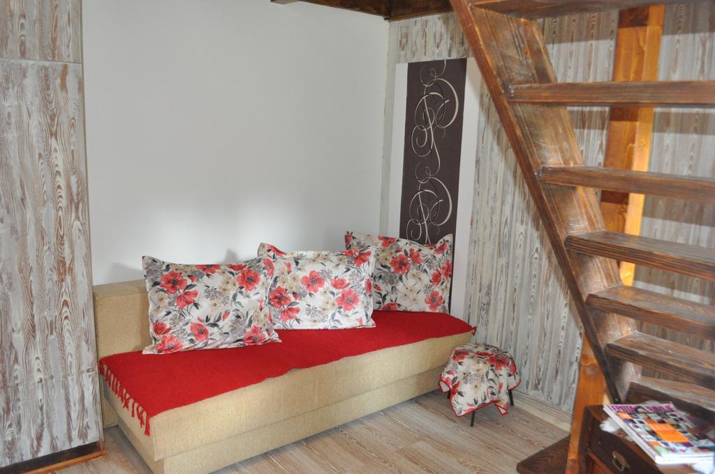 Apartments Borove Noci Vrdnik Habitación foto