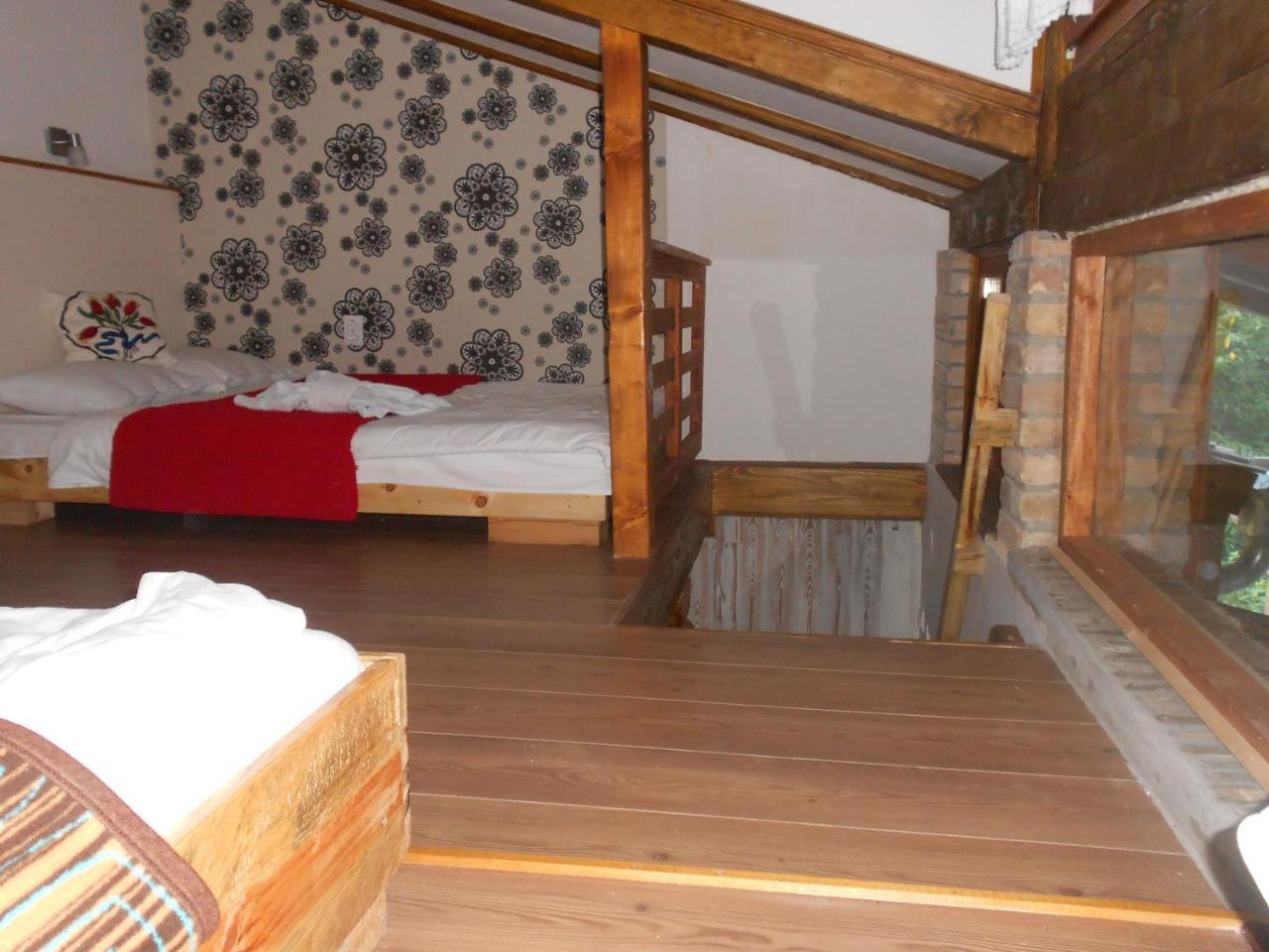 Apartments Borove Noci Vrdnik Habitación foto